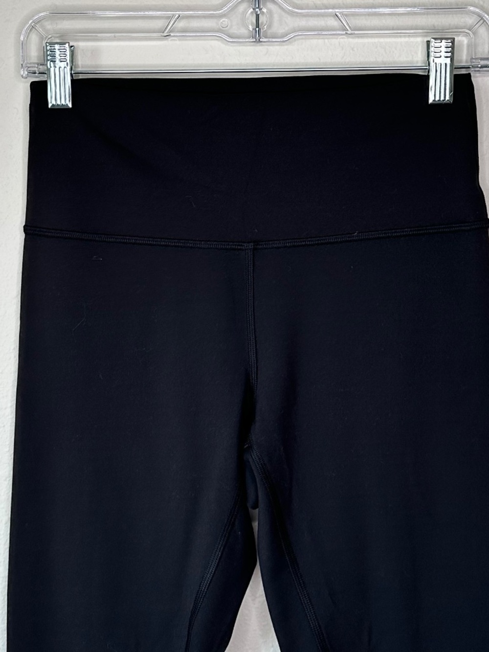 Lululemon Wunder Train High-Rise Tight 25" Legging, Black, Size 10 - Picture 6 of 10